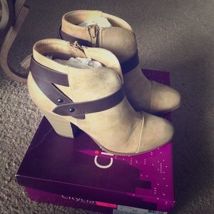 Natural Colored Ankle Boots